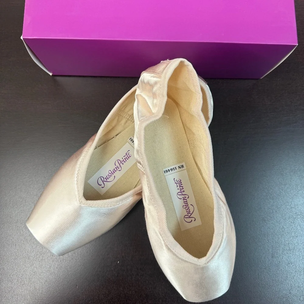 Russian Pointe Saphir V-Cut Pointe Shoes - Picture 4 of 4